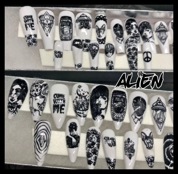 Press On Stiletto Nails | 24 Themed Fake Nails Set | Witchy Gothic Nail Art