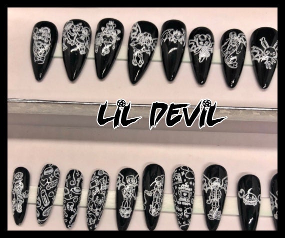 Press On Stiletto Nails | 24 Themed Fake Nails Set | Witchy Gothic Nail Art