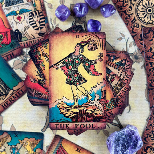 Rider Waite Borderless Vintage Tarot Deck | Eco Linen 78 Card Set | Gift Set with Guidebook | Classic Tarot