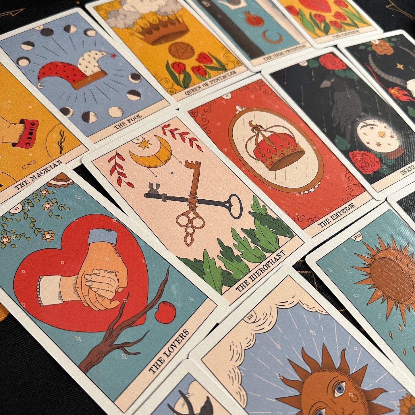 Moon Magic Tarot Deck | 78 Eco-Linen Cards | Guidebook | Cloth Bag | Complete Gift Set | Beginner
